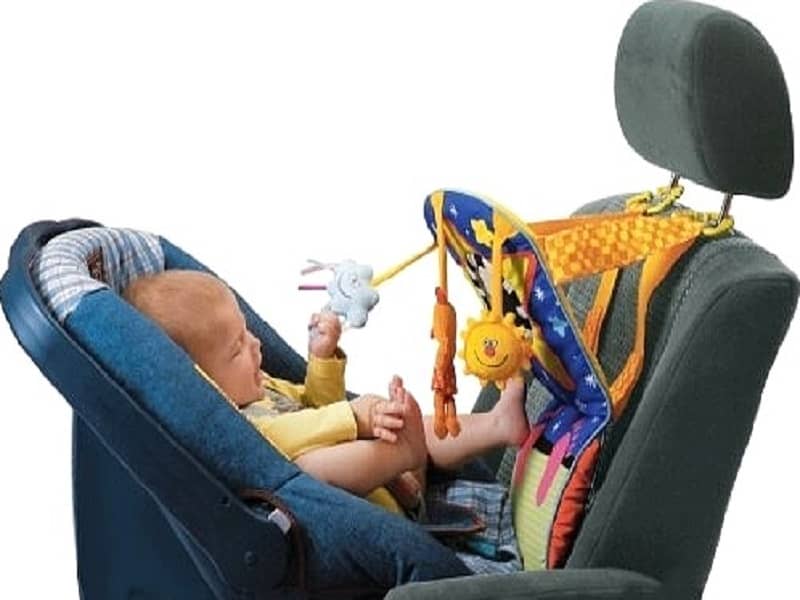 صندلی ایمنی کودک، اسباب بازی مناسب کودک 5 ماهه در ماشین